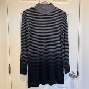 J. McLaughlin Sweater Dress Small Italian Merino‎ Wool Grey Gradient Stripes